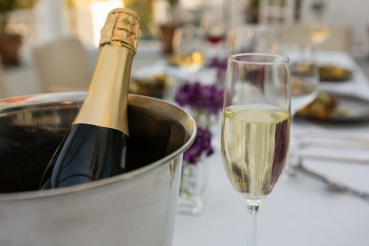 champagne bucket